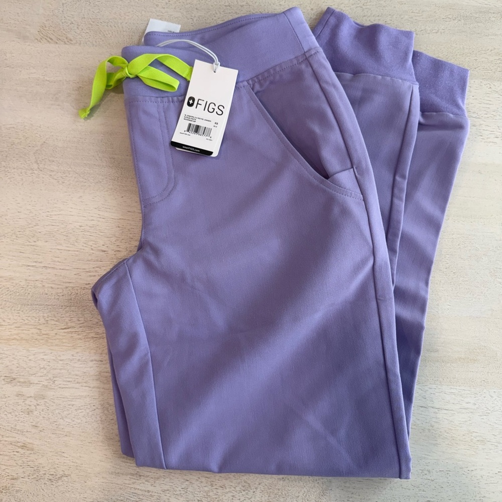 New With Tags- Figs Lavender Dew Zamora Joggers